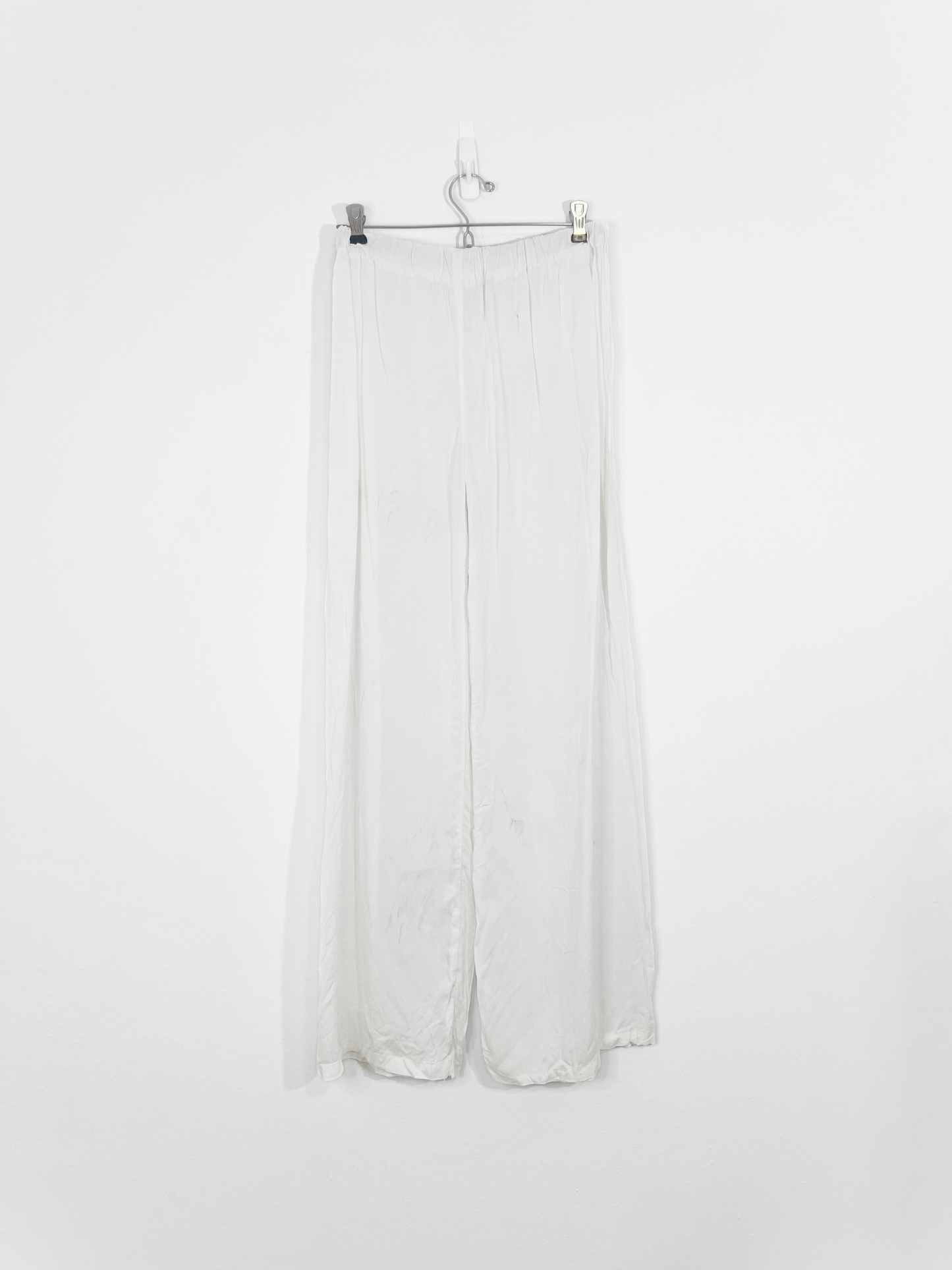White Pants (Medium)