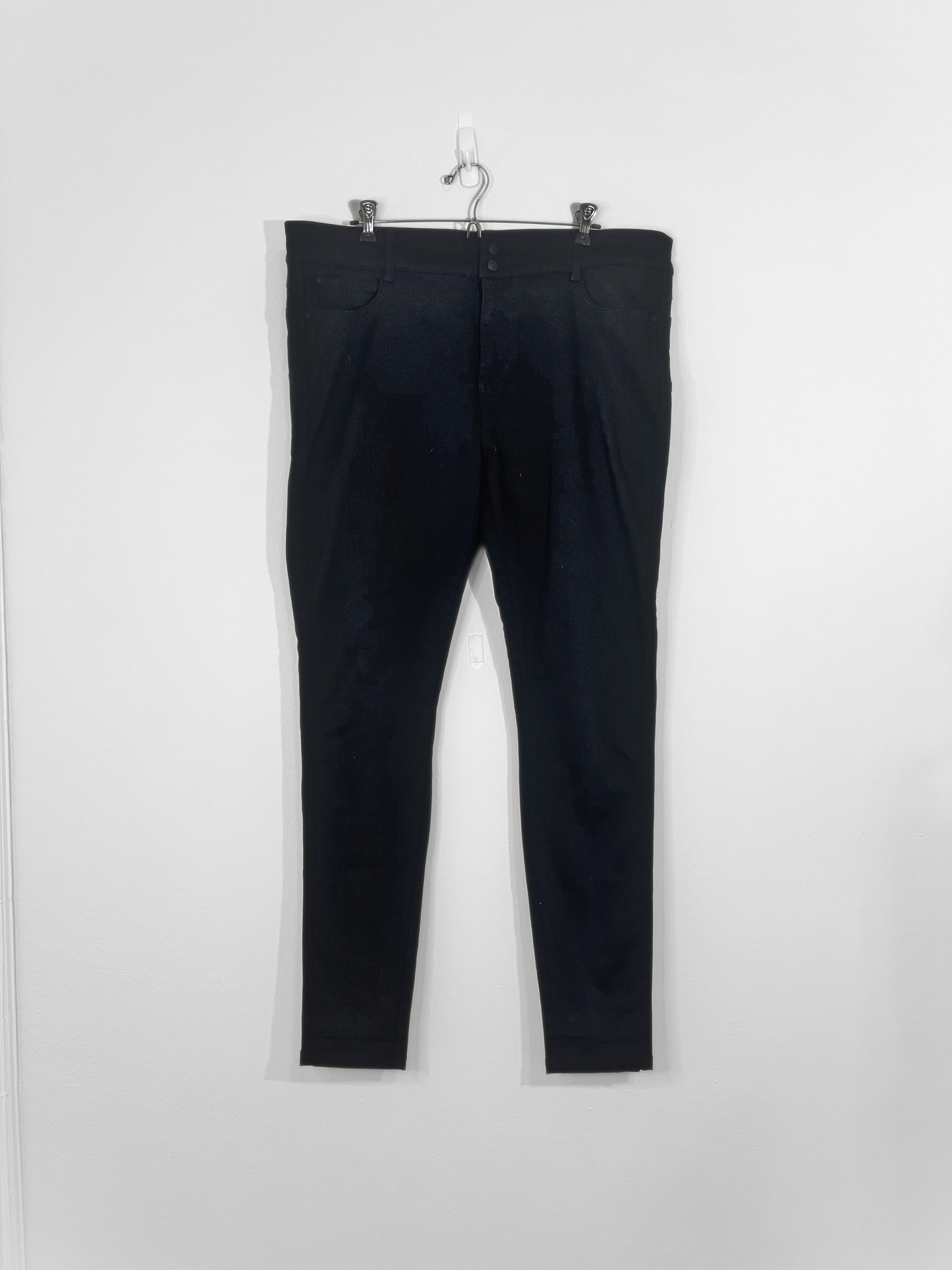Black Skinny Jeans (Size 16)