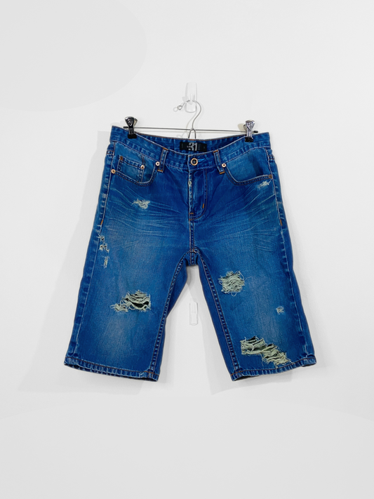 Distressed Denim Shorts (Size 32, M)