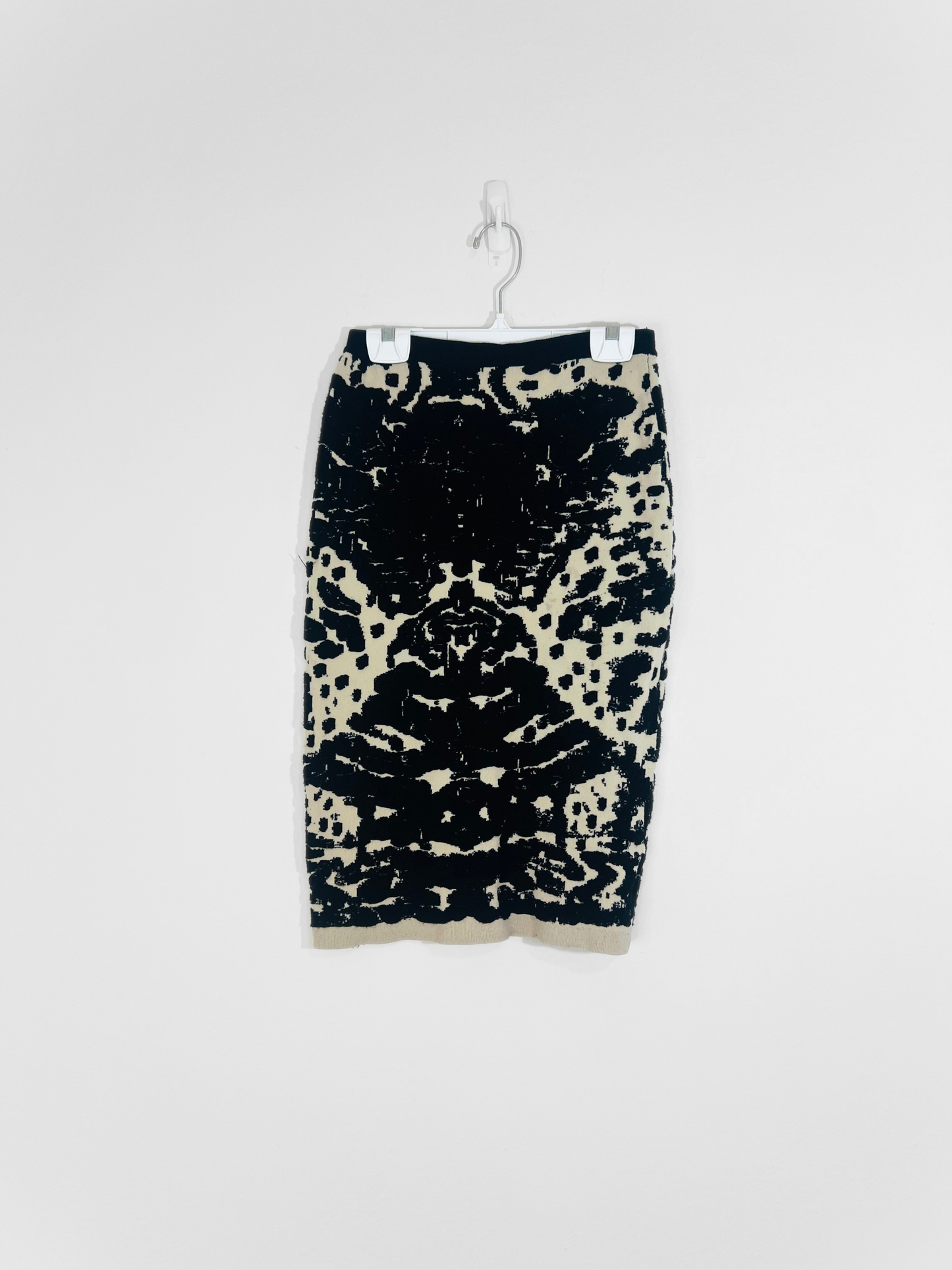 B&W Knit Skirt (Medium)