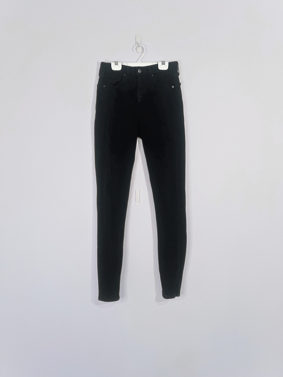 Black Skinny Jeans (Size 28)