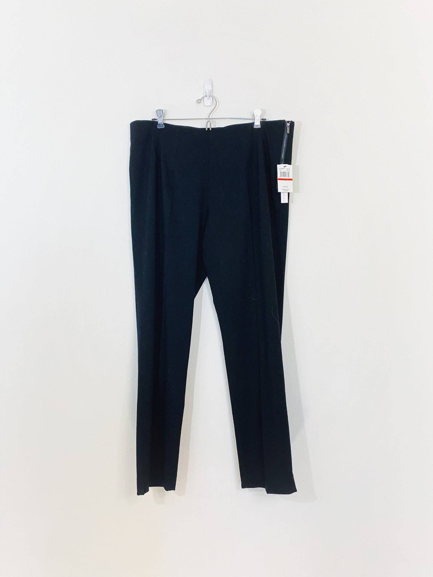 Pantalon noir (taille 16)