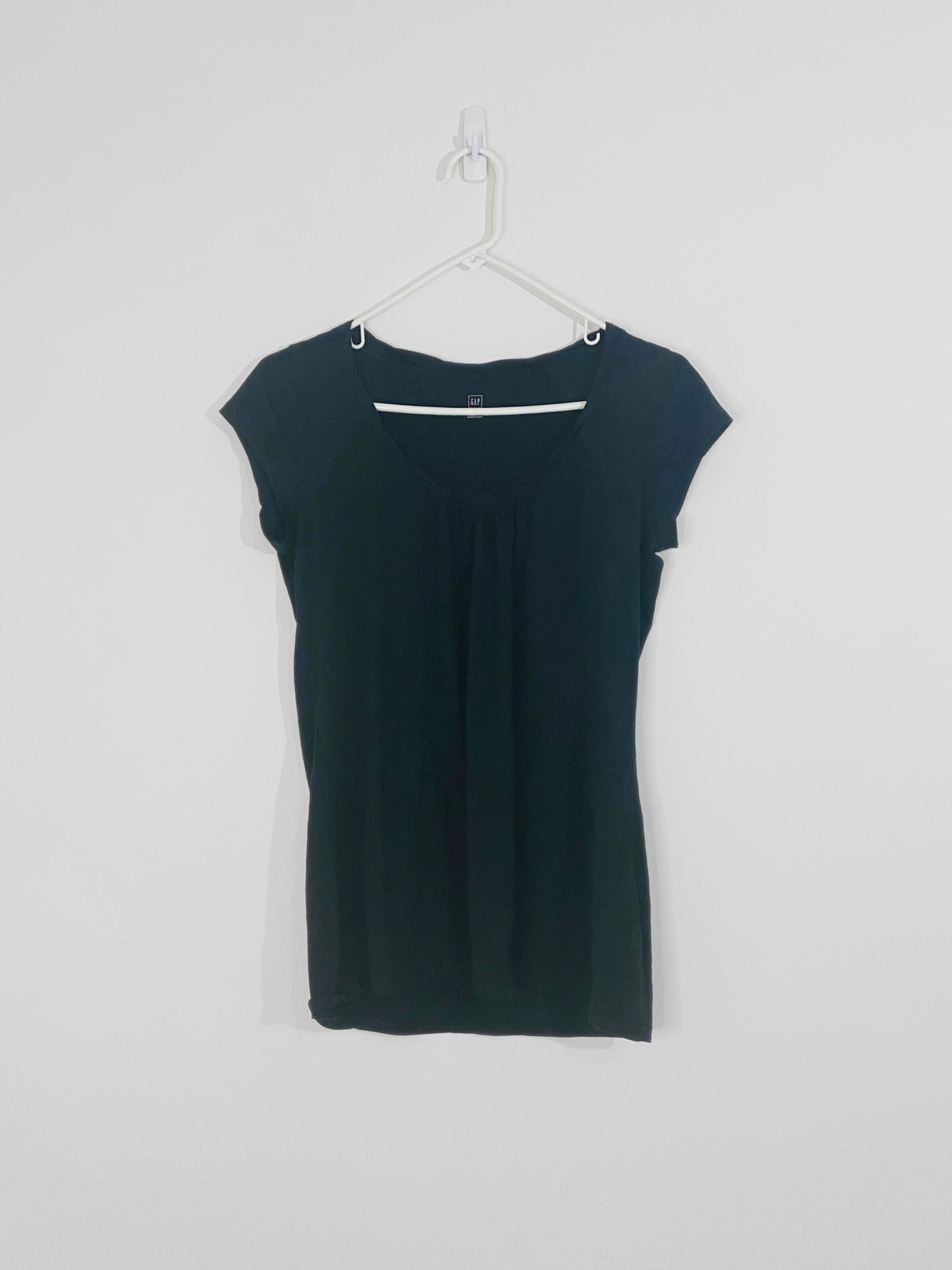 Black Tee (Medium)