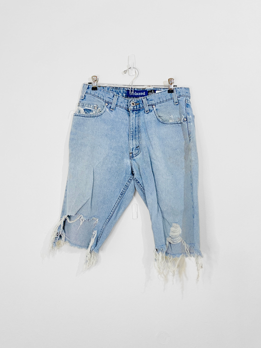 Distressed Jean Shorts (W32 L32)
