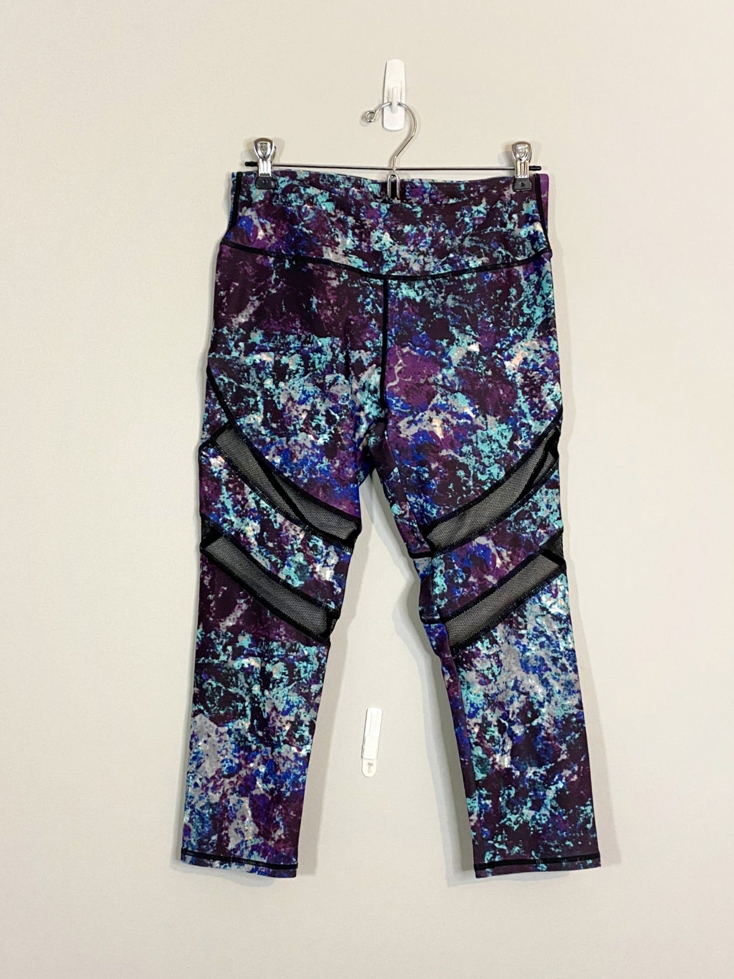 Capri Leggings (Small)