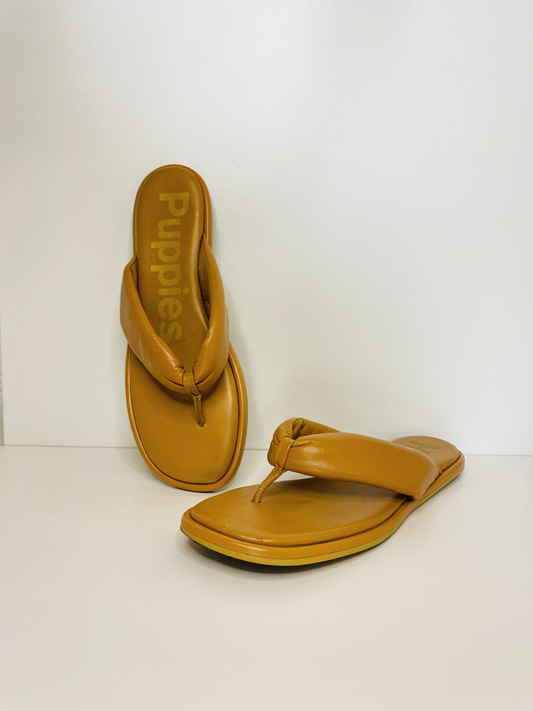 Tan Flip-Flops (Size 10)