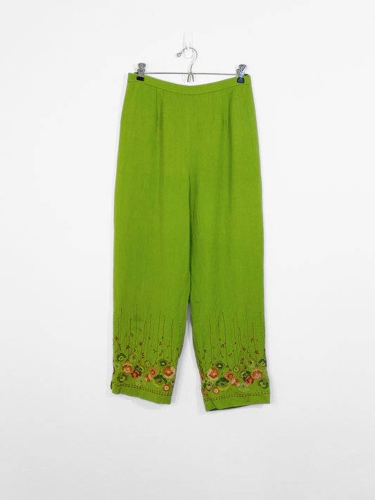 Green Floral Embroidery Capri Pants (Size 10)