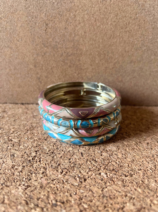 Set of 4 bangles