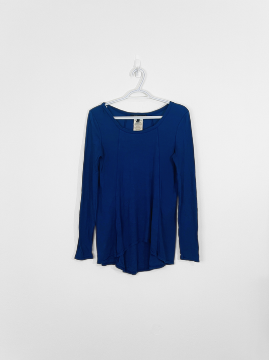 Blue Long-Sleeve Top (Small)