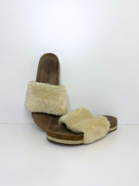 Slide Style Slippers (Size 7)