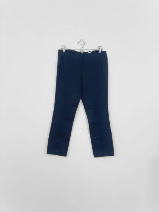 Black Capri Pants (Size 8)