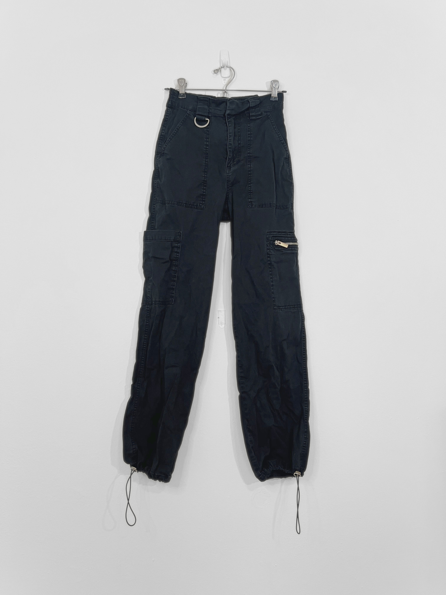 Black Cargo Pants (XS)