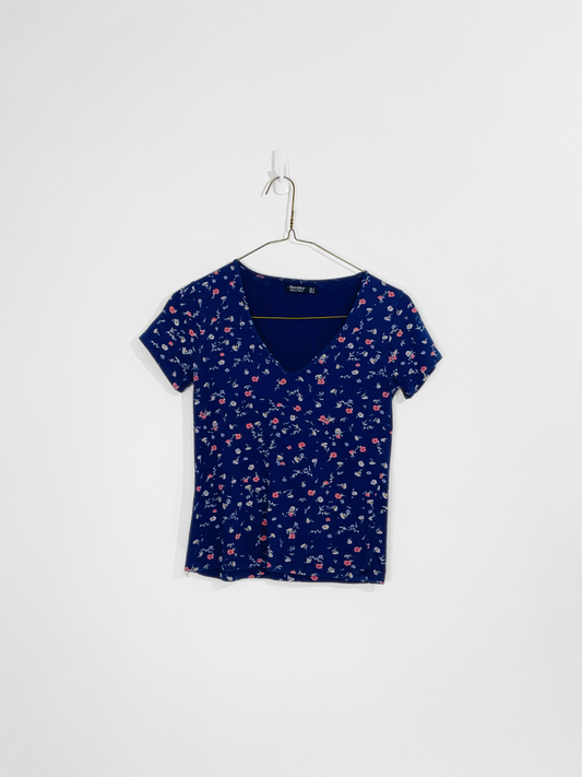 Navy Floral V-neck Tee (Small)