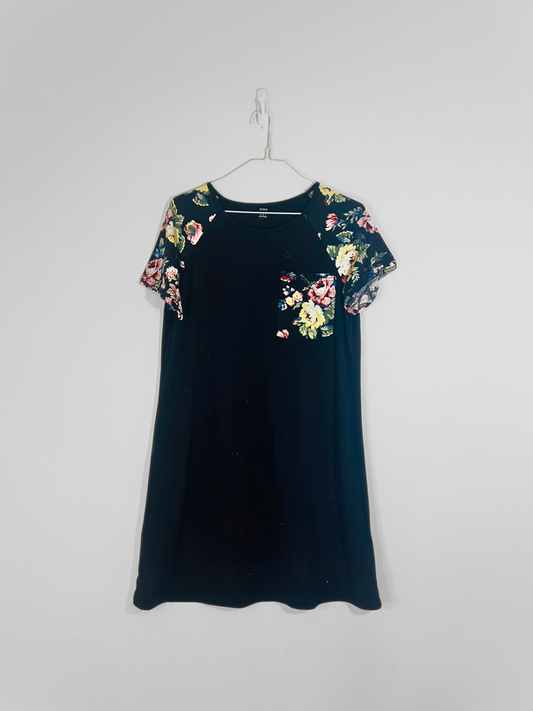 Tee Shirt Dress (Medium)