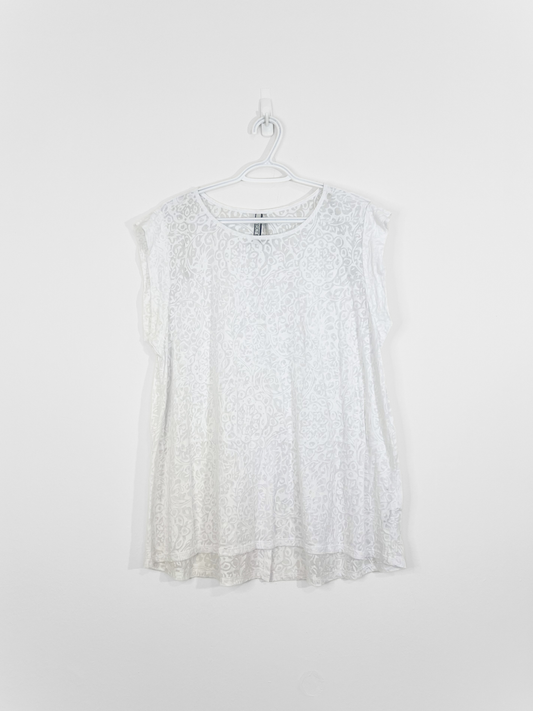 White Paisley Tee (2X)