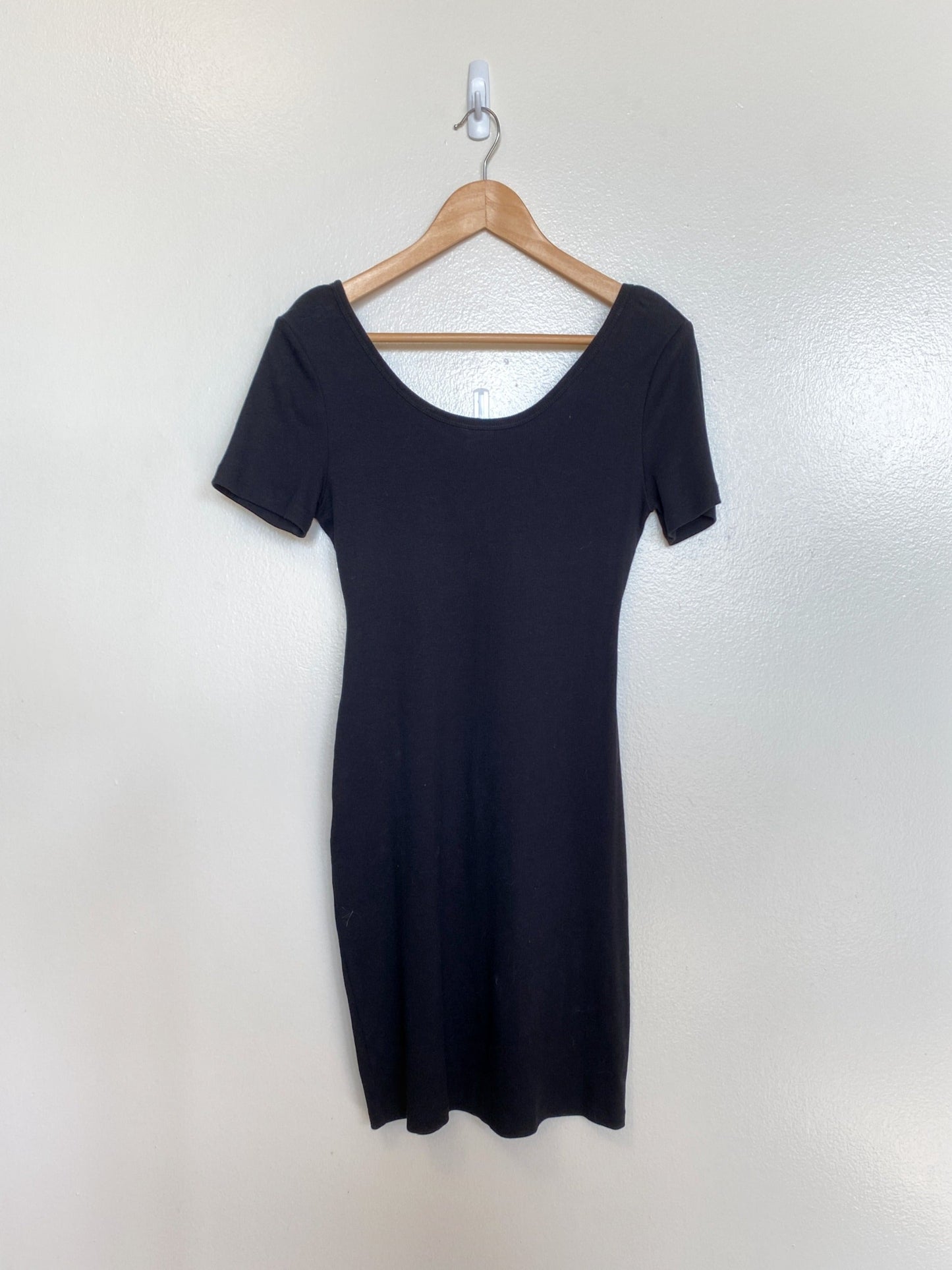 Black Bodycon Dress (Medium)