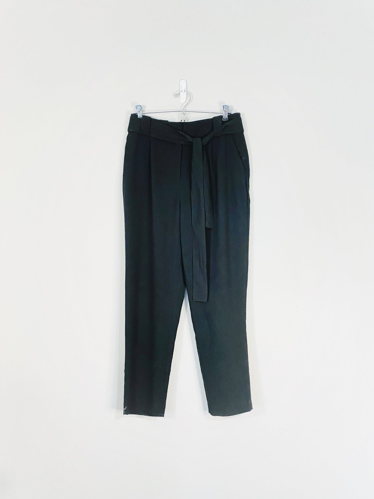 Black Belted Tapered Pants (Size 6)