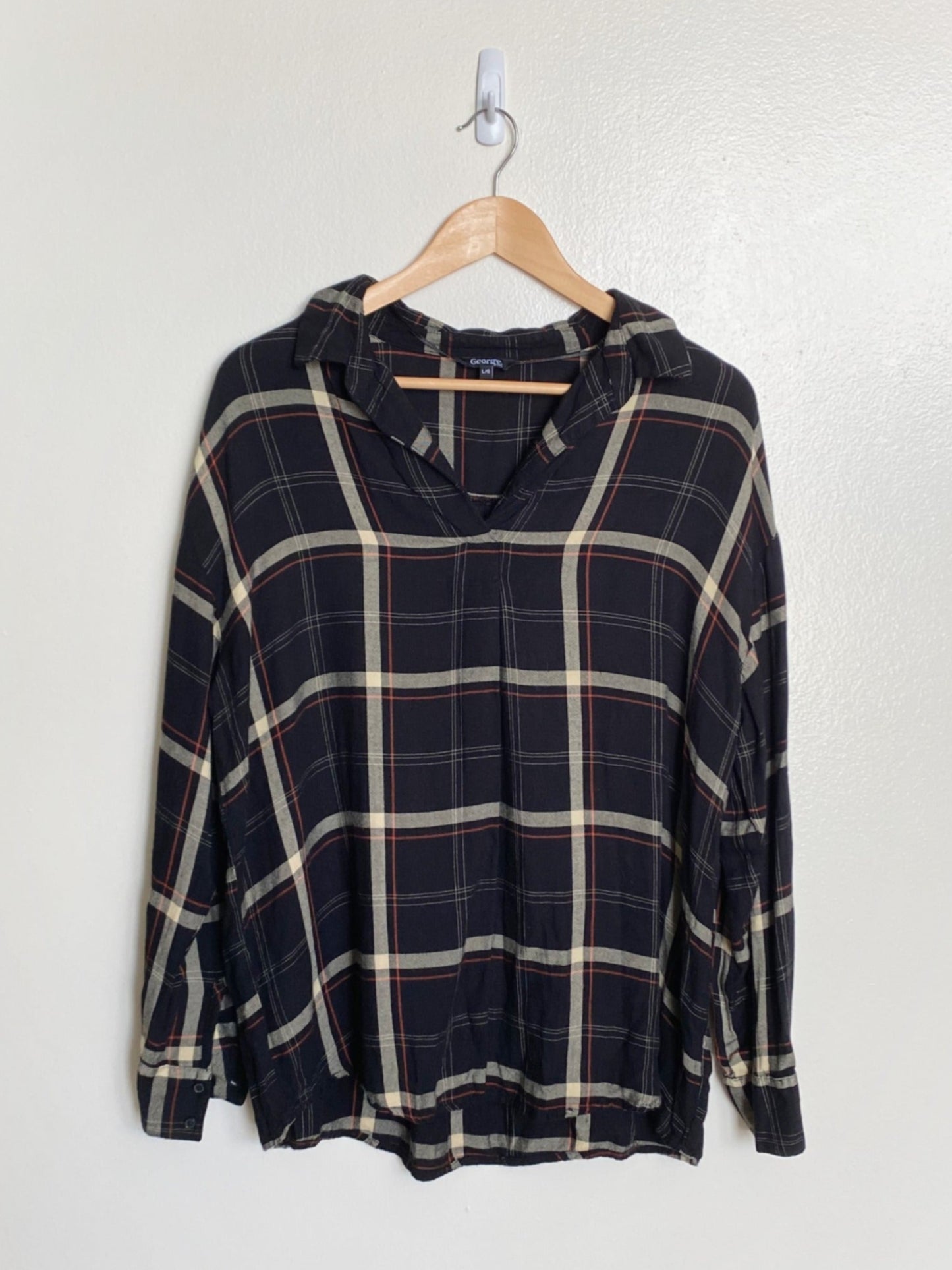 Light Plaid Blouse (Large)