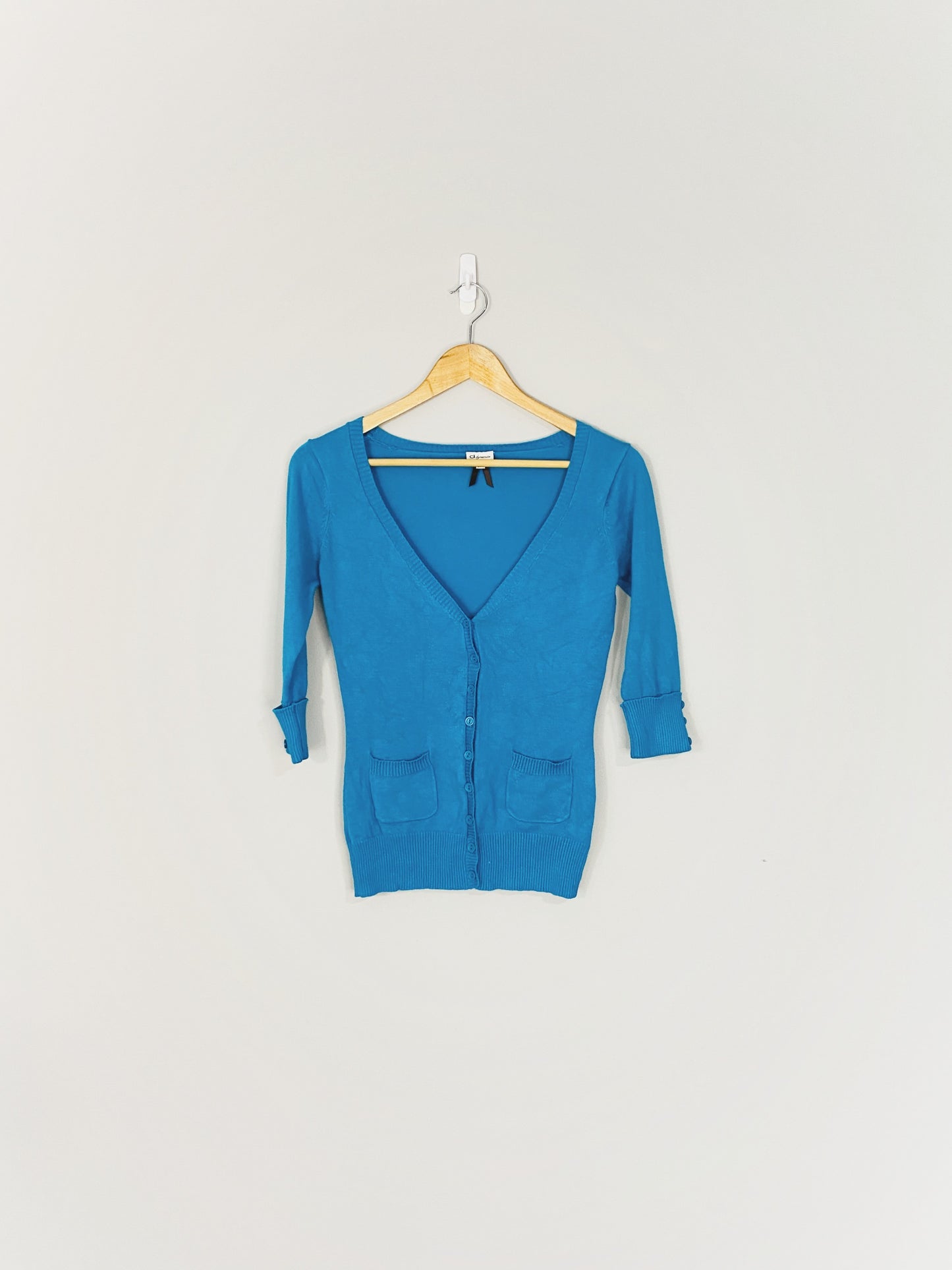 3/4 Sleeve Cardigan (Medium)