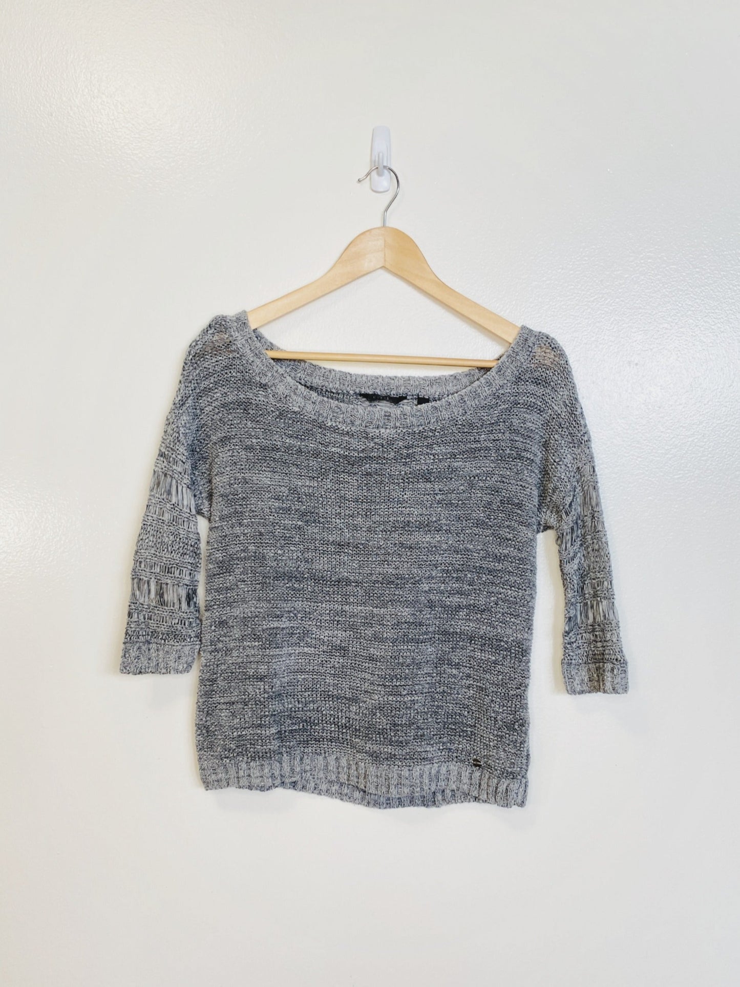 Pull gris (petit)