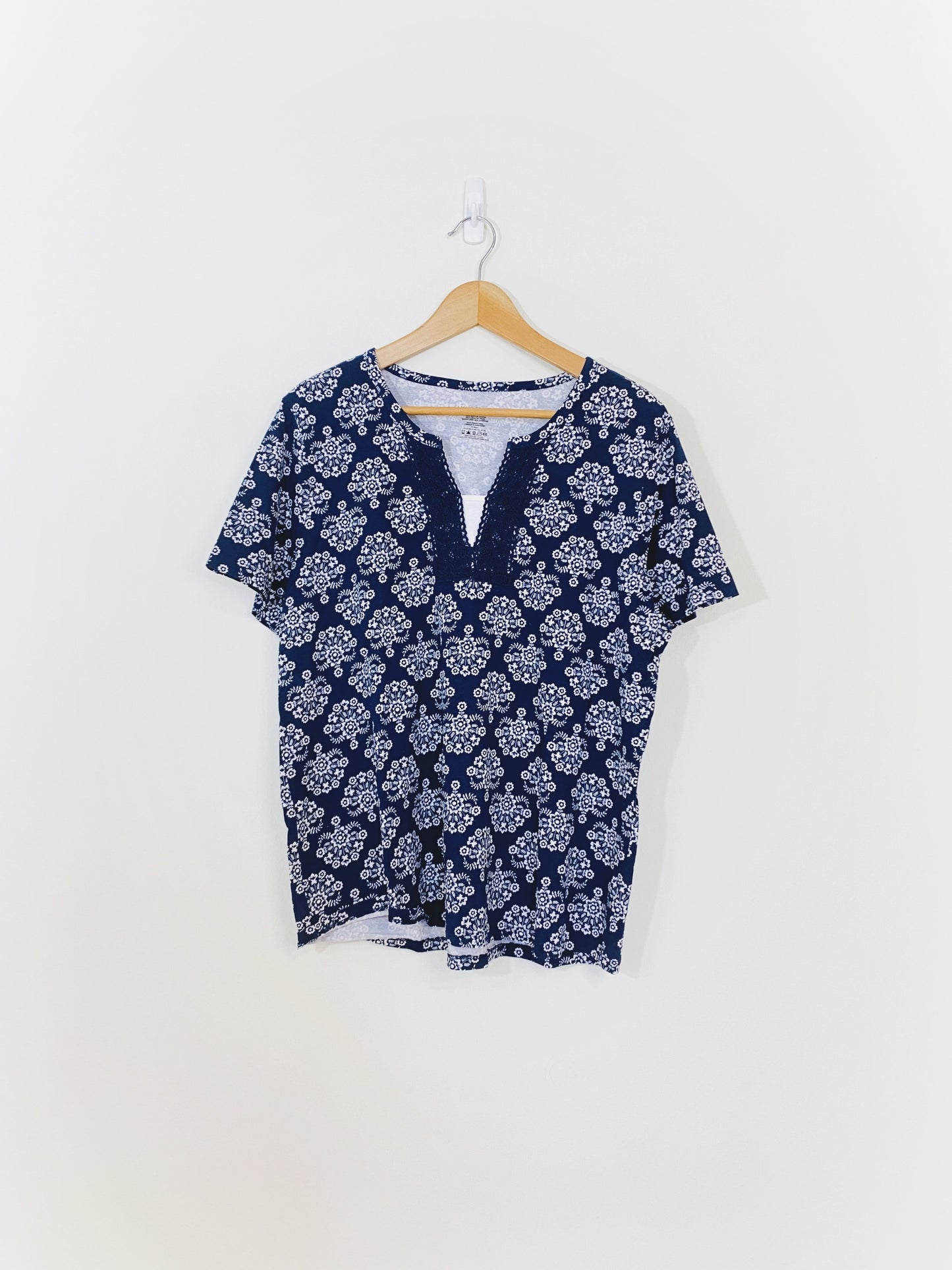Patterned Navy Tee (XL)