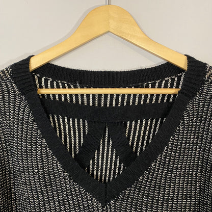 Black and White Knit Sweater (Small)