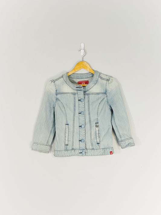 Veste en jean légèrement délavée (XS)