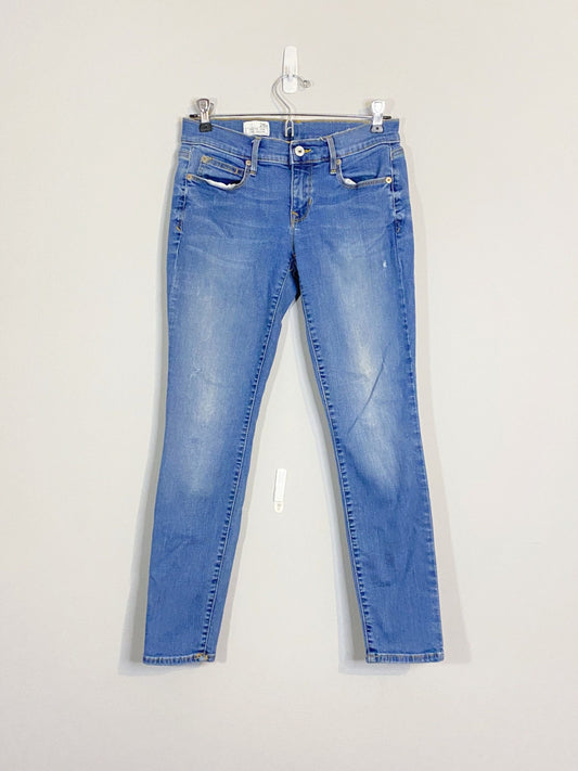 Light Blue Skinny Jeans (Size 26p)