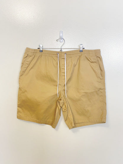 Tan Casual Shorts (XL)
